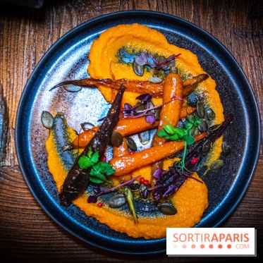 Lovebird : cocktails astrologiques et cuisine de saison à Paris