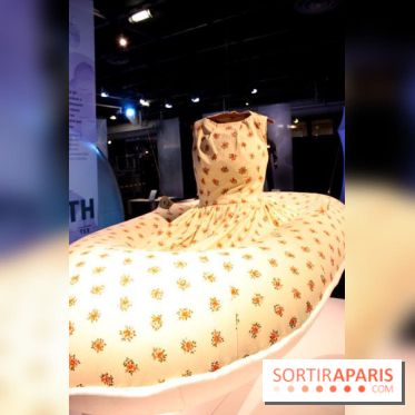 Boat dress par Jacqueline Bradley