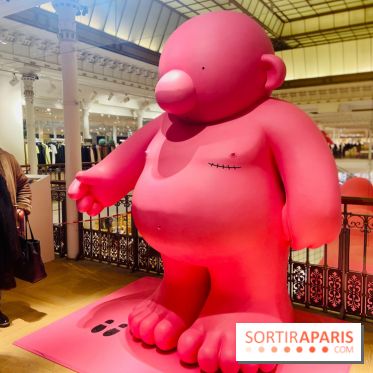 Philippe Katerine s'empare du Bon Marché à Paris : un programme haut en couleurs et plein d'humour