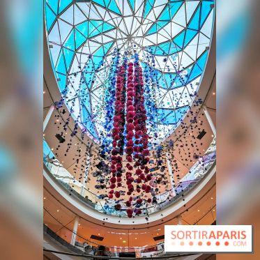 Les bouteilles à la mer, l'exposition poétique et florale autour de la pollution à Beaugrenelle