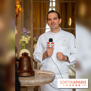 La cloche de Pâques 2022 de l'hôtel de Crillon