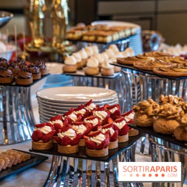 Photos : le Brunch royal du café de la Paix