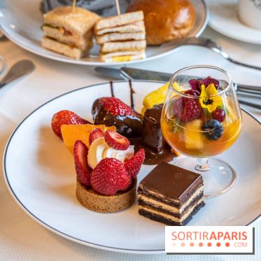 Photos : le Brunch royal du café de la Paix