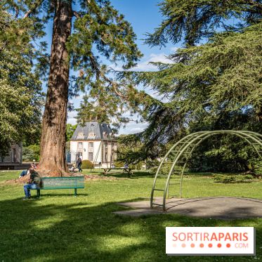 Le Château de Breteuil, ses jardins remarquables et contes de Perrault 