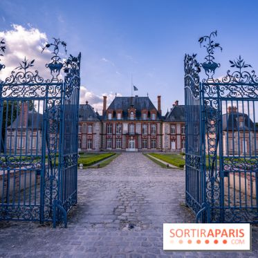 Le Château de Breteuil, ses jardins remarquables et contes de Perrault 