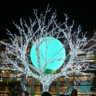 Illumination du Forum des Halles par Samuel Le Bihan