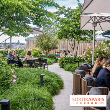 Le jardin estival sur les terrasses du cheval Blanc