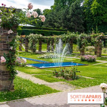 La Roseraie du Parc Lebaudy sur l'Ile de Puteaux