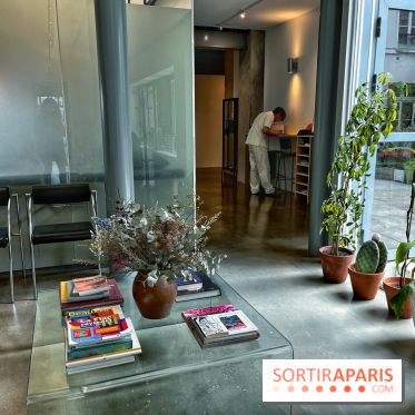 Rayon Noir, le salon de tatouage et de design moderne et accueillant du 12e arrondissement