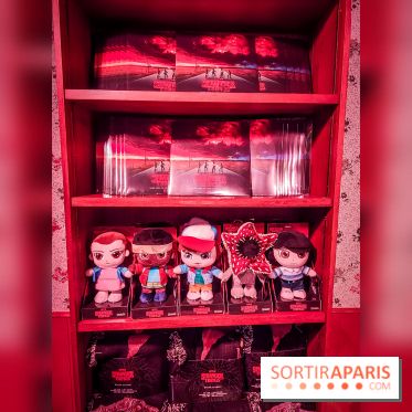Stranger Things : un pop-up store éphémère inédit débarque sur les Champs-Elysées, nos photos