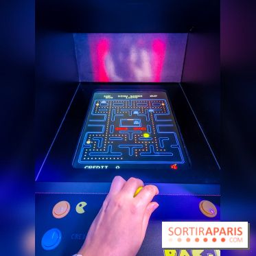 Stranger Things : un pop-up store éphémère inédit débarque sur les Champs-Elysées, nos photos