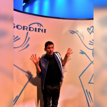 Le mardi 24 novembre, l'Atelier Renault organisait une soirée privée à l'occasion de la présentation de sa nouvelle Gordini. André en était l'invité d'honneur.