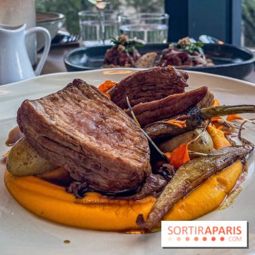 Titi Palacio, bar-restaurant festif à la Félicité 