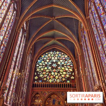 La Sainte-Chapelle et ses 1113 vitraux, un véritable joyau gothique à Paris