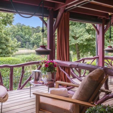 Les Etangs de Corot, l'hôtel, SPA, café et restaurant, s'offre un nouveau visage