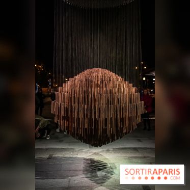 Nuit Blanche 2022 sur la place de la Samaritaine : Bing Bang, une sculpture hypnotisante et sonore