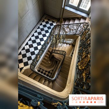 Les appartements de Madame Du Barry restaurés au Château de Versailles - escalier