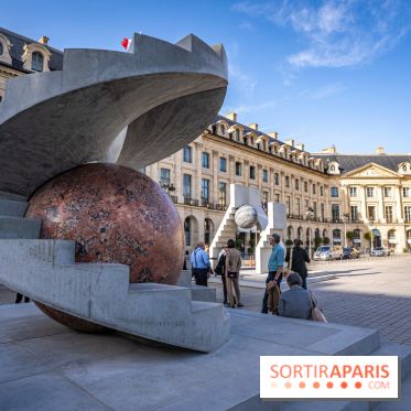 Paris+ Art Basel plage Vendôme - Alicja Kwade - Au cours des Mondes