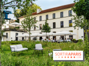 La terrasse dans un jardin avec vue Tour Eiffel du Marguerite 1606 au Domaine de la Reine Margot -  A7C1337