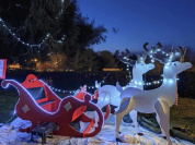 Cette charmante ville de l'Essonne propose un marché de Noël artisanal avec tours de poney et goûter gratuit