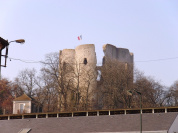 Un ancien donjon, vestige d'un château royal, au cœur d'un projet de rénovation pour rouvrir au public