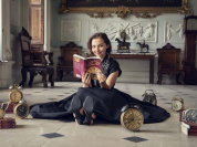 Les Sept cadrans d'Agatha Christie: Mia McKenna-Bruce