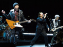 U2