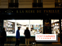 Boutique commune À la Mère de Famille et Stohrer à Paris