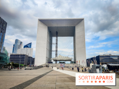 La Tête dans les Nuages - la Défense