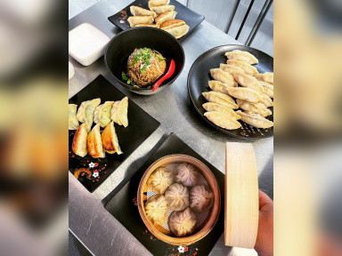 Hutong Paris - E7EFD28F 5B76 4F44 A551 342A7B763665 1 105 c