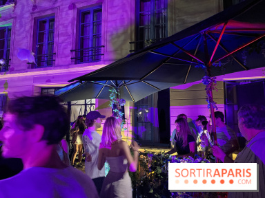 La cour des créateurs et des saveurs de Noël 2025