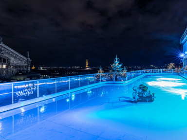 Paris : une patinoire sur le rooftop des Galeries Lafayette