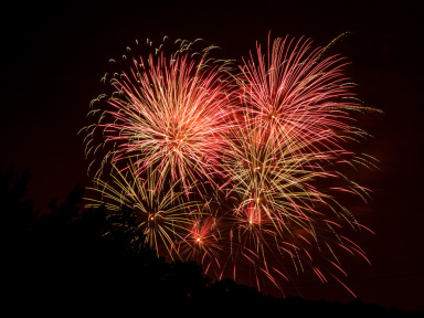 Feu d'artifice du 14 Juillet 2019 à Sainte-Geneviève-des-Bois (91)