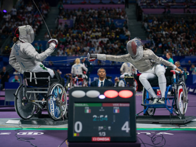 Jeux Paralympiques : petite finale de sabre femme catégeorie B, un match sous haute tension