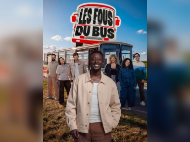 Les Fous du Bus sur Prime Video : Ahmed Sylla entraîne six humoristes sur les routes de France