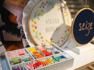 Chouchou Hôtel Paris : atelier couture et autres surprises au sein du bar de l'hôtel