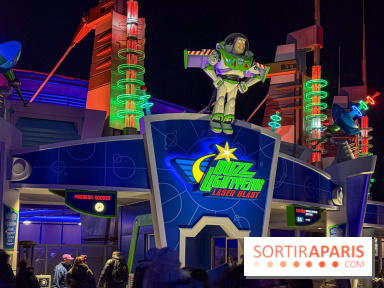Visuels Disneyland Paris - Buzz l'éclair nuit