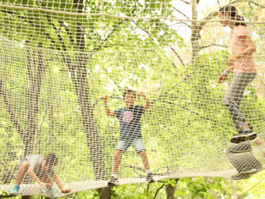 Des vacances de printemps en pleine nature dans les parcs AccroCamp !