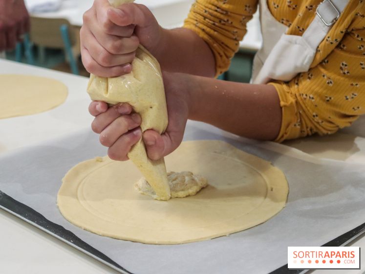 Ateliers galette des rois chez Maison Fika
