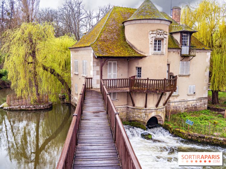 Moret-sur-Loing - citée médiévale - plus beaux détours de France - moulin