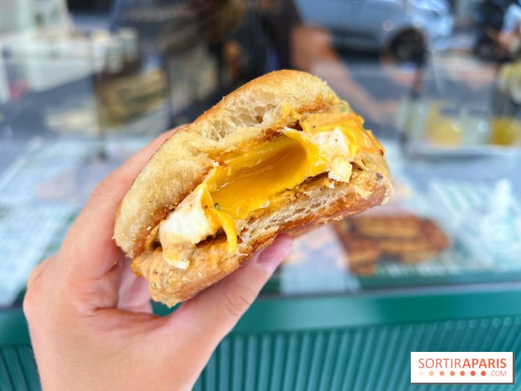 Maurice Sfez Café - Egg and cheese sandwich