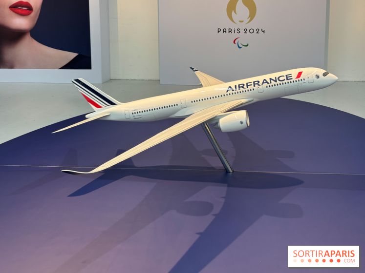 Restaurant Air France  - maquette d'avion Air France
