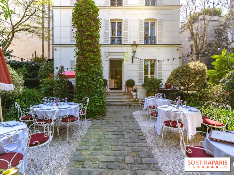 Terrasse de l'Hôtel Particulier, le jardin verdoyant au cœur de Montmartre - photo - A7C06384 HDR