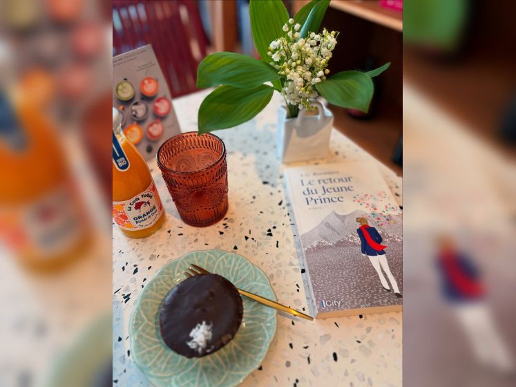 Rosa Rosam Rosae : un nouveau salon de thé cosy niché à Montmartre. 