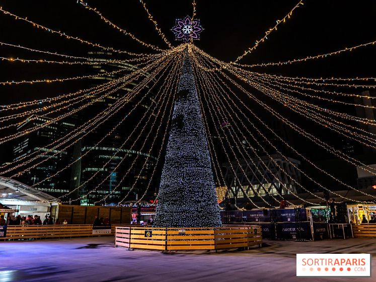 Marché de Noël de la Défense 2025, les photos