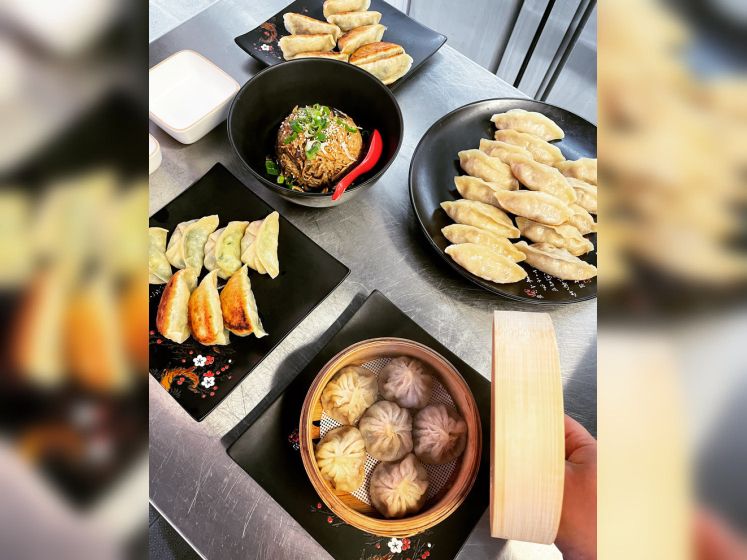 Hutong Paris - E7EFD28F 5B76 4F44 A551 342A7B763665 1 105 c