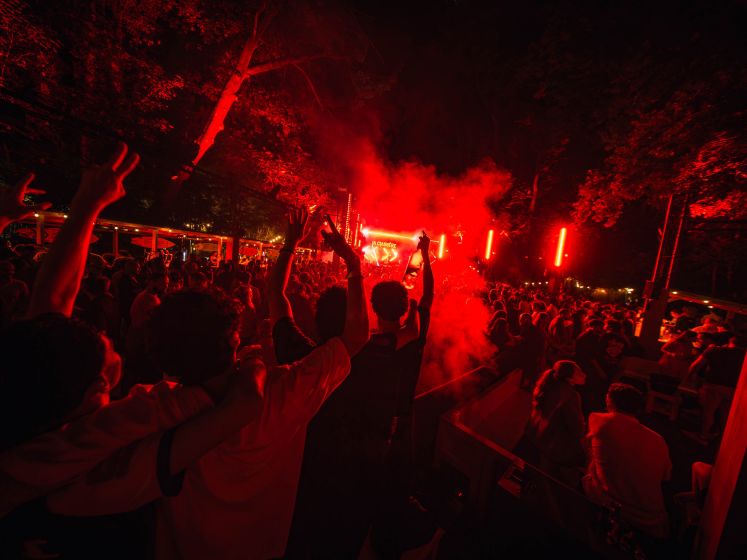 La Clairière : le club open-air de Paris pour l’été 2026 - @SEBASTIENK ARTS CLAIRIERE 07888