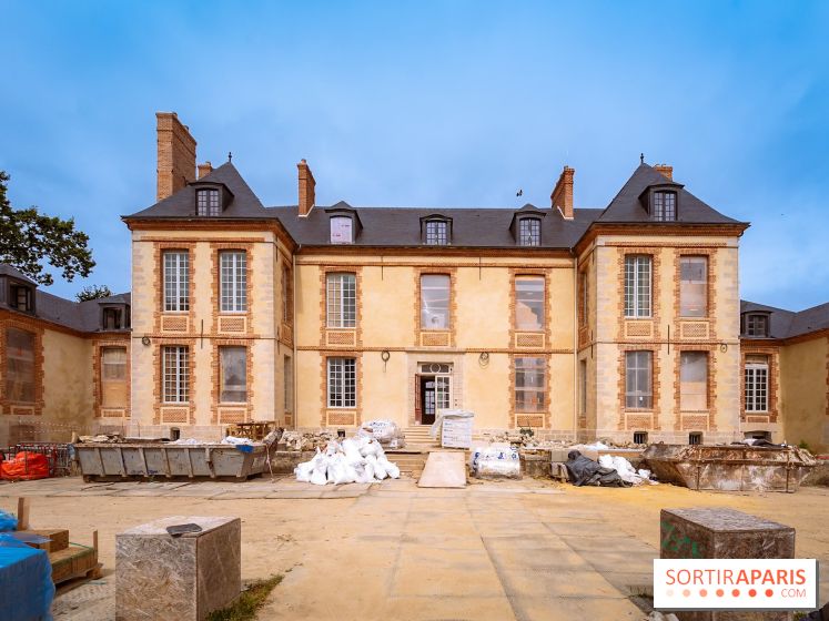 Le château de Plaisir dans les Yvelines se transforme en conservatoire - photos - façade intérieur