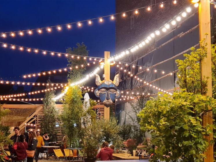 88 Ménilmontant : la friche estivale éphémère de La Bellevilloise s'ouvre à nous