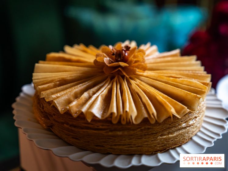 Galette des Rois La Réserve Paris : la belle Fleur de Noisette 2026